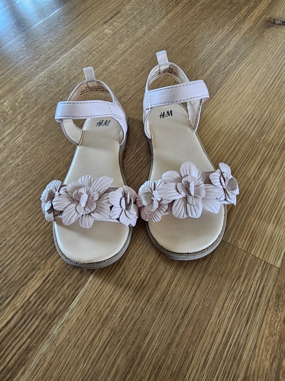 H&M Girls Light Pink Floral Strap Sandals